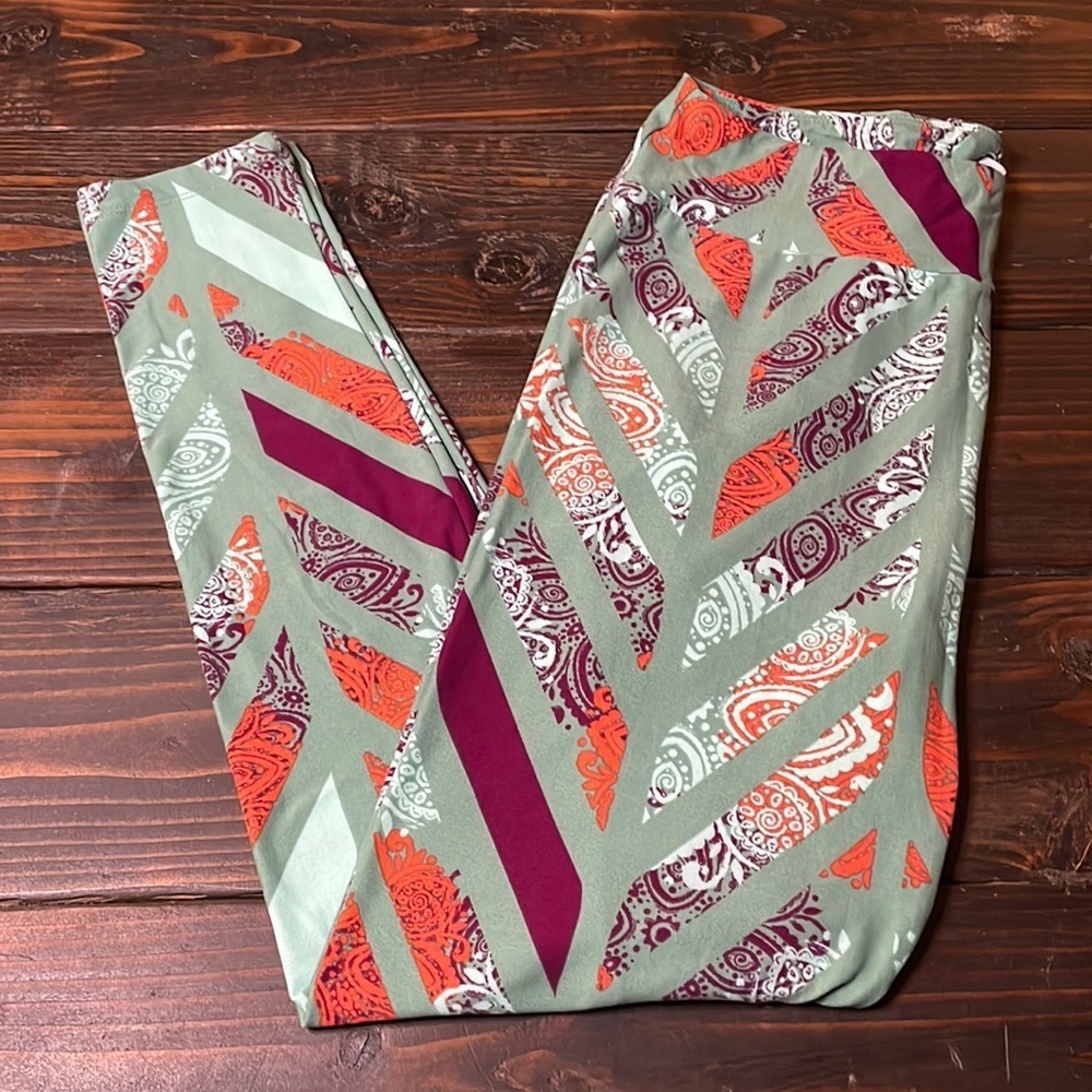 TC NWOT LuLaRoe Leggings DD41 6227